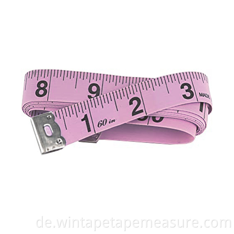 Metrisches Werbeband zur Messung der BH-Größe in Pink 99 Cent Store